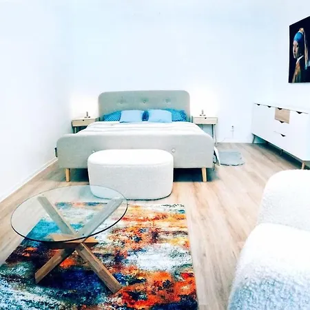 Lazaretska In Center, Great Location, Stylish, Near Eurovea Daire *